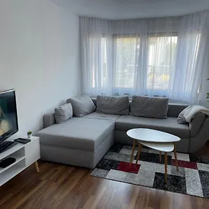 With Privat Parking Near Stuttgart Airport, Messe, Stuttgart Apartment